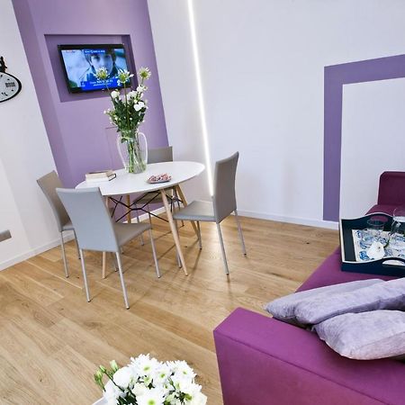 Manzoni 124 Bed&Relax Bed & Breakfast Esine ภายนอก รูปภาพ