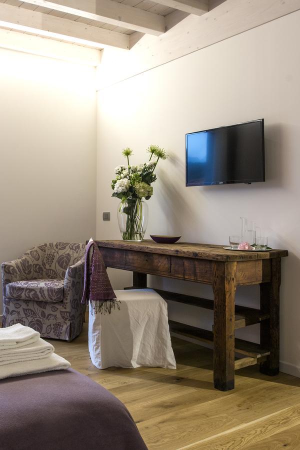 Manzoni 124 Bed&Relax Bed & Breakfast Esine ภายนอก รูปภาพ