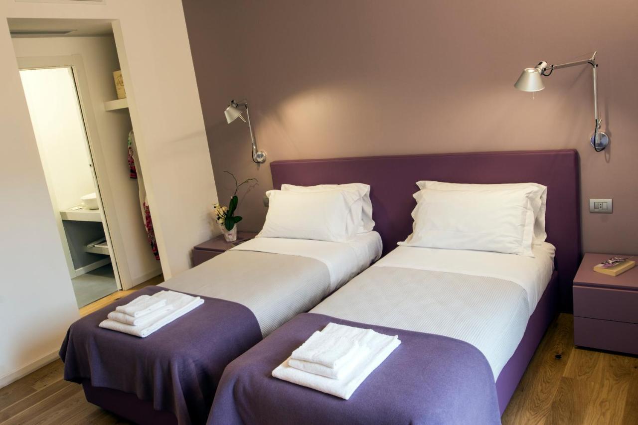 Manzoni 124 Bed&Relax Bed & Breakfast Esine ภายนอก รูปภาพ